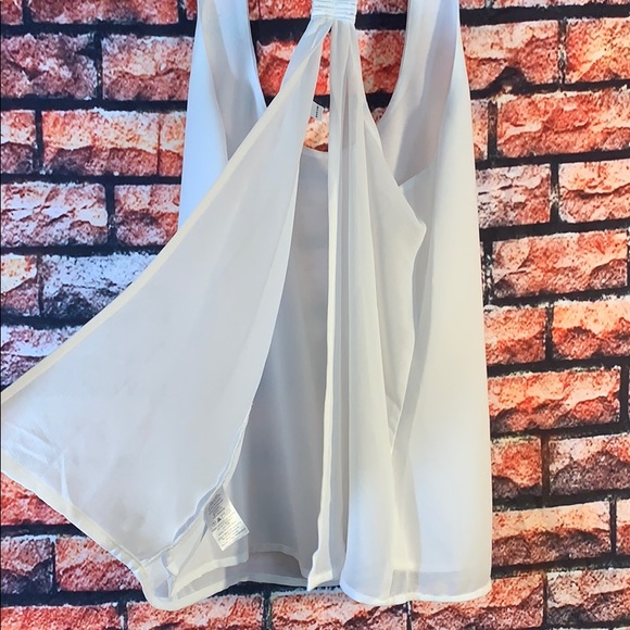 Style Loft Racerback - Picture 4 of 7